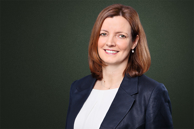 Porträt von Rechtsanwältin Ulrike Hildebrand, Fachanwältin für Medizinrecht, Standort Bochum.