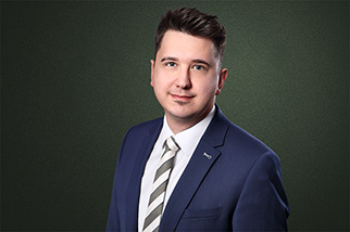 Porträt von Rechtsanwalt Philipp Schachtschneider, Fachanwalt für Medizinrecht, Standort Bochum.