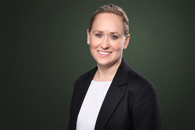 Porträt von Rechtsanwältin Sandra Timmann, Fachanwältin für Medizinrecht, Standort Bochum.