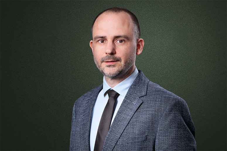 Porträt von Rechtsanwalt mr. Jan Twachtmann, LL. M., Fachanwalt für Medizinrecht, Standort Bochum.
